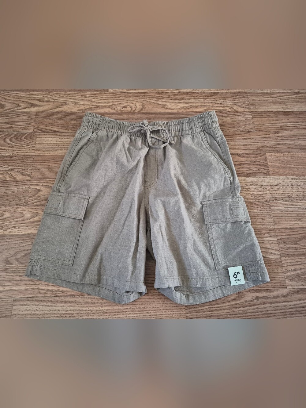 No Boundaries Men's Beige Cargo Shorts Brand new.